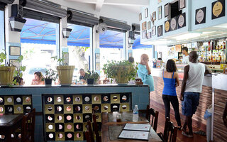 Bares (antigo): Café e Bar Lisbela