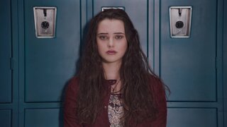 Filmes e séries: Roteirista de "13 Reasons Why" diz que história de Hannah ainda não acabou 