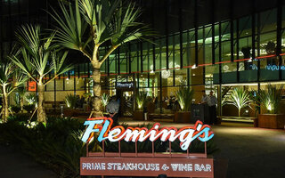 Restaurantes: Fleming's Prime Steakhouse & Wine Bar