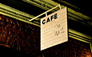 Bares (antigo): The Wall Café