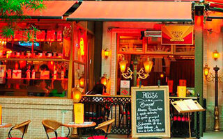 Restaurantes: Petit Paris 6 Café & Bistrô