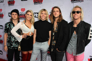 Shows: R5