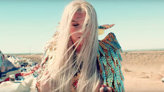 Música: Kesha está de volta - assista ao novo clipe da cantora!