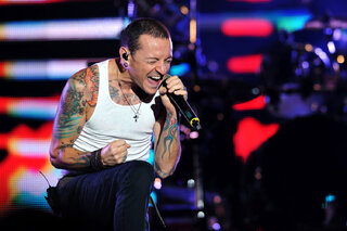 Música: Chester Bennington, vocalista do Linkin Park, é encontrado morto