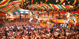 Na Cidade: Oktoberfest em São Paulo começa a vender ingressos a preços promocionais; saiba mais!