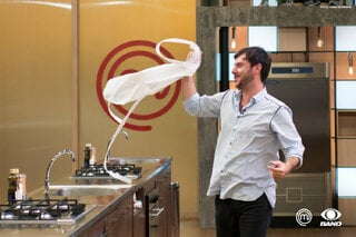 Reality shows: MasterChef: Victor é eliminado; Deborah, Michele e Valter estão na semifinal