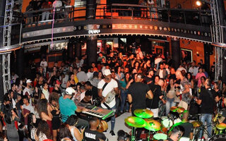 Bares (antigo): Calígula Night Club