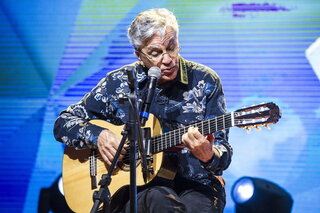 Shows: Caetano Veloso, Criolo, Péricles e Maria Gadú no Largo da Batata