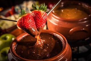 Restaurantes: Hannover, famosa casa de fondue, abre unidade no Tatuapé