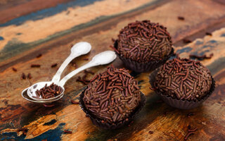 Gastronomia: Festival de Brigadeiros no Club Homs