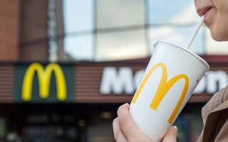 Restaurantes: McDonald's passa a oferecer refrigerante refil; saiba mais!