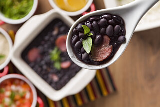 Receitas: 10 dicas para fazer a feijoada perfeita