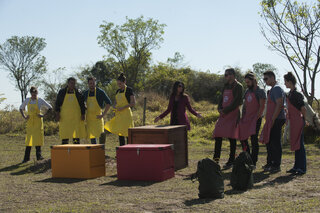 Reality shows: "MasterChef Profissionais": cozinheiros enfrentam cozinha rústica no meio da natureza nesta terça-feira (16)