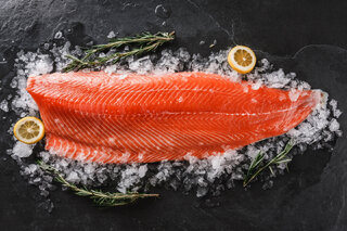 Saúde e Bem-Estar: 7 razões para comer mais salmão