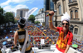 Na Cidade: Ensaio de Carnaval do Monobloco