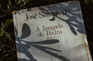 Literatura: 8 livros de José Saramago que talvez você tenha em casa e deveria (re)ler