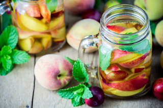 Receitas: 10 receitas de águas saborizadas para se refrescar no verão