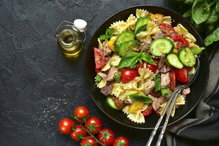 Receitas: 10 receitas de salada de macarrão para fazer no almoço ou jantar de verão