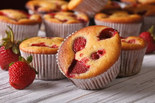 Receitas: Cupcake de iogurte com morango é perfeito para o lanchinho da tarde; confira!