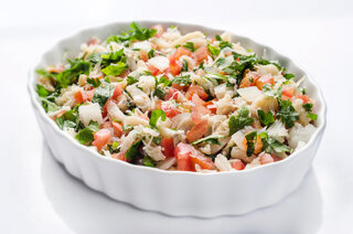 Receitas: Receita de Páscoa: veja como fazer salada de bacalhau com grão de bico