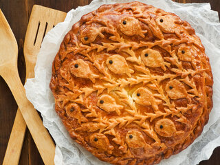 Receitas: Torta de bacalhau é ótima pedida para o almoço ou jantar; veja a receita!