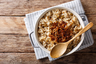 Receitas: Risoto de lentilha vai te surpreender pelo sabor e facilidade de preparo; veja a receita!