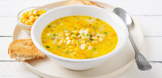 Receitas: Sopa de creme de milho com frango é opção saborosa para os dias frios; veja a receita!