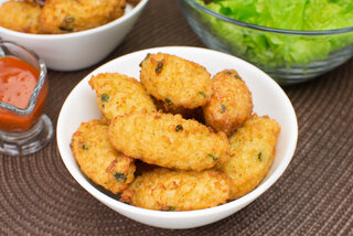 Receitas: Receita: aprenda a fazer bolinho cremoso de arroz e legumes