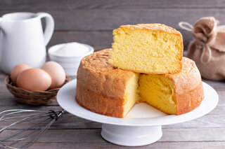 Receitas: Bolo de Baunilha é fácil de fazer e fica uma delícia; veja a receita!