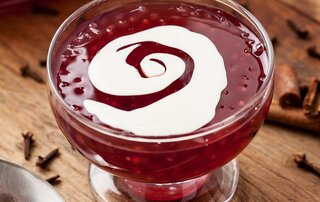 Receitas: Receita de sagu com vinho tinto e creme inglês: simples e apaixonante! 