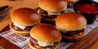 Restaurantes: Outback lança no delivery mini porções de seus aperitivos mais icônicos