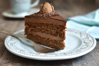 Receitas: Bolo trufa de chocolate é delicioso e fácil de fazer; confira a receita! 