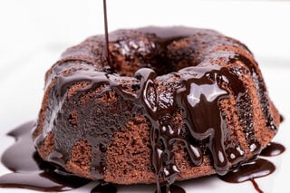 Receitas: Bolo de chocolate de micro-ondas é simples e fácil de fazer; confira a receita!