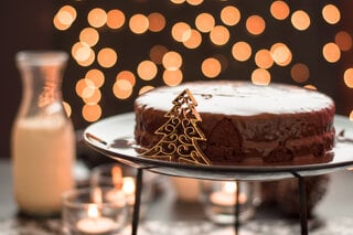 Receitas: Bolo de Natal com chocolate é delicioso e fácil de fazer; confira o passo a passo! 