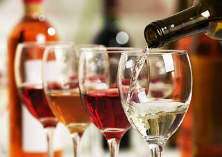 Gastronomia: Wine promove degustação gratuita de vinhos nesta sexta-feira (18); saiba tudo!