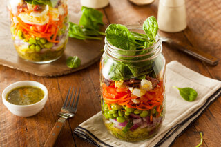 Receitas: Salada no Pote: aprenda esta receita saudável e refrescante para o Verão!