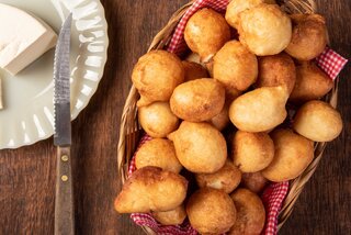 Receitas: Receita: Bolinho de Chuva Salgado e Sequinho na Airfryer!