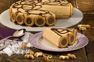 Receitas: Dia do Biscoito: aprenda a receita de torta mousse de doce de leite com amendoim