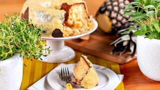 Receitas: Desperdício zero: aprenda a fazer bolo de abacaxi com brigadeiro de casca