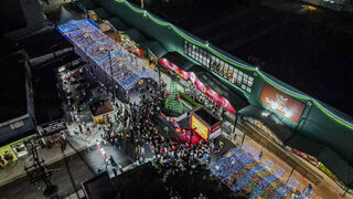 Na Cidade: Rua de Natal em Itapevi 