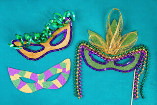 Moda e Beleza: Carnaval 2024: aprenda a fazer três máscaras fáceis para usar nos blocos e festas