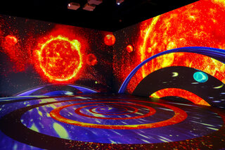 Exposição: 'Andrômeda – Universo Sem Fim' no Farol Santander
