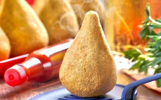 Coxinha tradicional.jpg