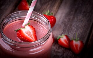 Smoothie de Morango Zero Lactose (receita Ducoco)