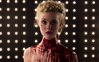 Demônio de Neon, de Nicolas Winding Refn