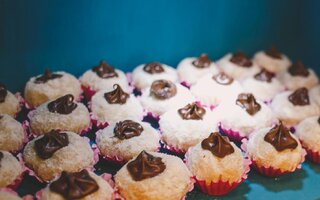 Brigadeiro de leite em pó com creme de avelã.jpg