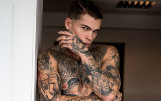 Stephen James