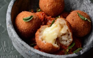 Antonietta - Arancini All'Arrebiata