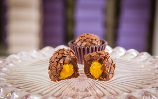 Brigadeiro de Bolo de Cenoura