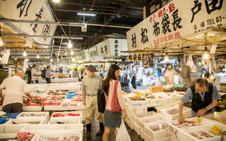 Tsukiji Fish Market, o maior mercado de peixe do mundo